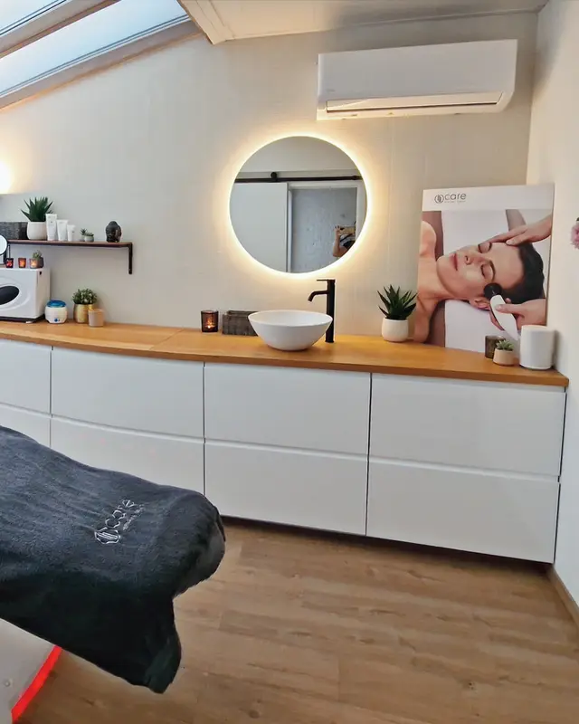 De behandelruimte van Enjoy Your Beauty in Oostakker